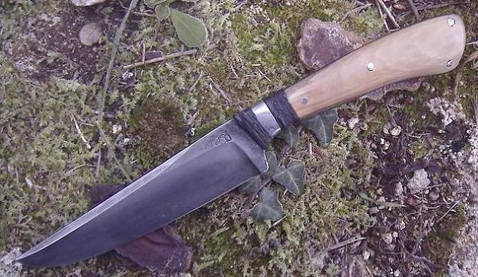 http://knives.free.fr/documents/1eca04bec14fca236bdbf041ad218bd0.jpg