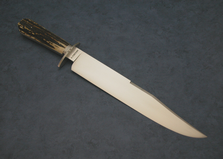 http://knives.free.fr/documents/3ad083baaae1f89c776763c2877d1523.jpg