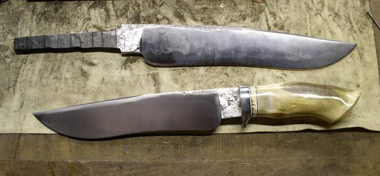 http://knives.free.fr/documents/4a9df2c328b38eb89758285aa2cfcc9e.jpg