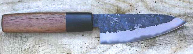 http://knives.free.fr/documents/6df6a25b1984e484f24a4b9453647a38.jpg