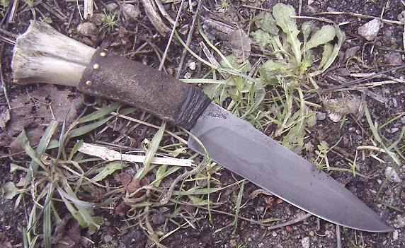 http://knives.free.fr/documents/821655d0a4b67f9210f187454d62a5ae.jpg