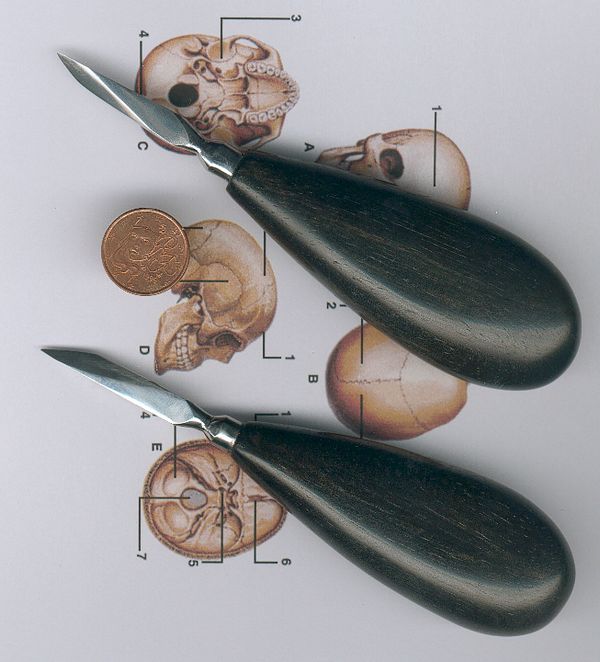 http://knives.free.fr/documents/8c1d7e2f5c2216dad48eda1682cf4d6c.jpg