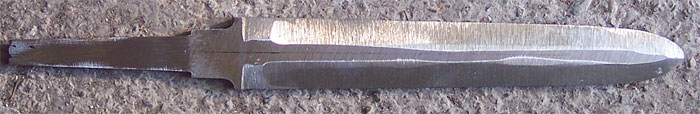 http://knives.free.fr/documents/9952183f960d2dbd660c0d93e50e9130.jpg
